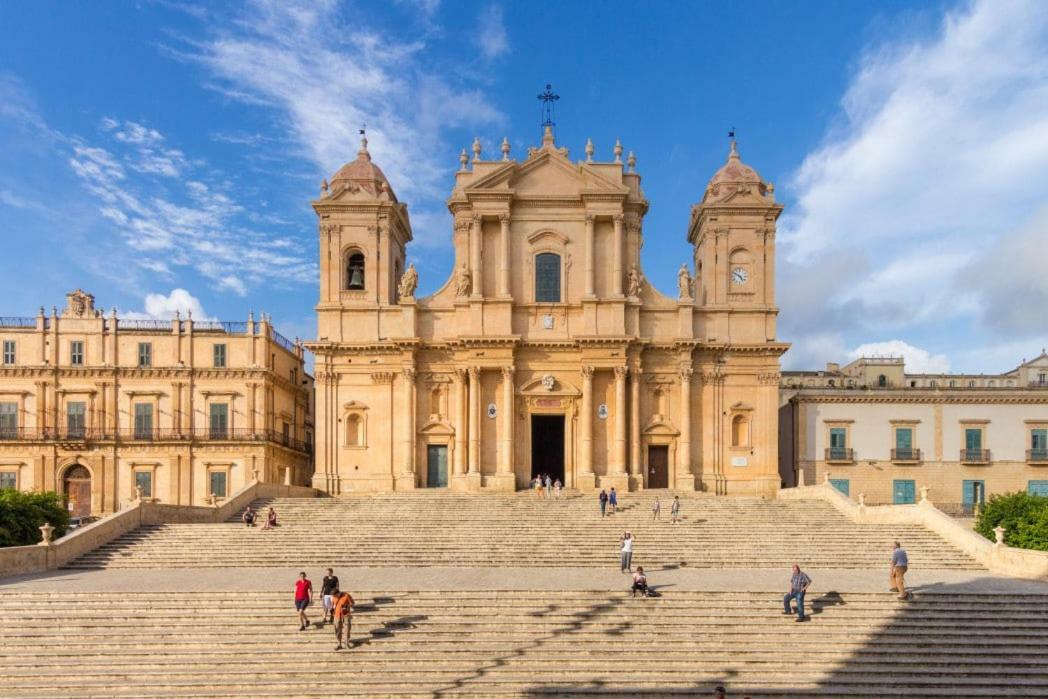 Villa Casa Vico Lepre Noto Exterior foto